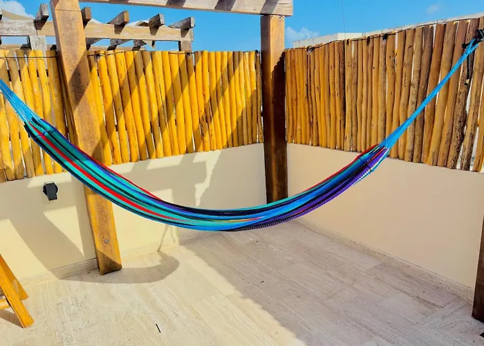 Casa Vibe Private Rooftop Pool, Luxury Penthouse