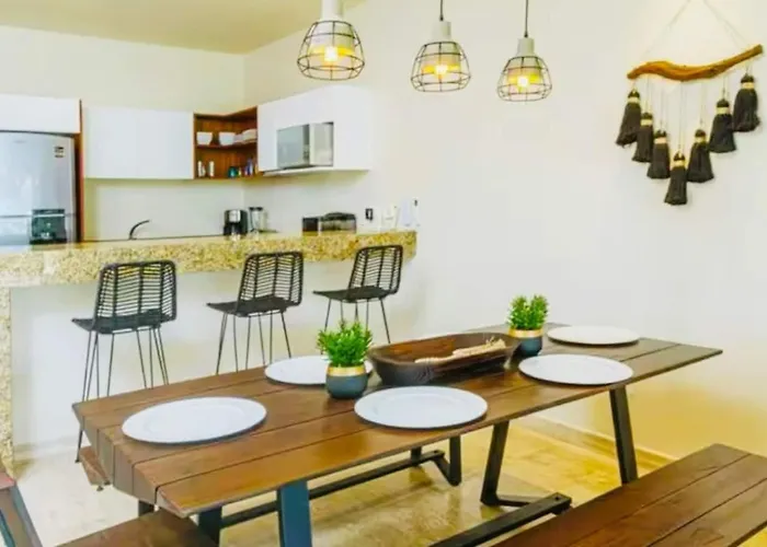 Casa Vibe Private Rooftop Pool, Luxury Penthouse Hotel *